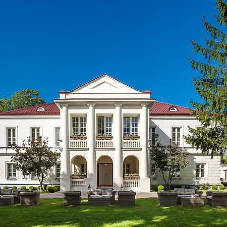 Palac Zegrzynski Zegrze Buitenkant foto