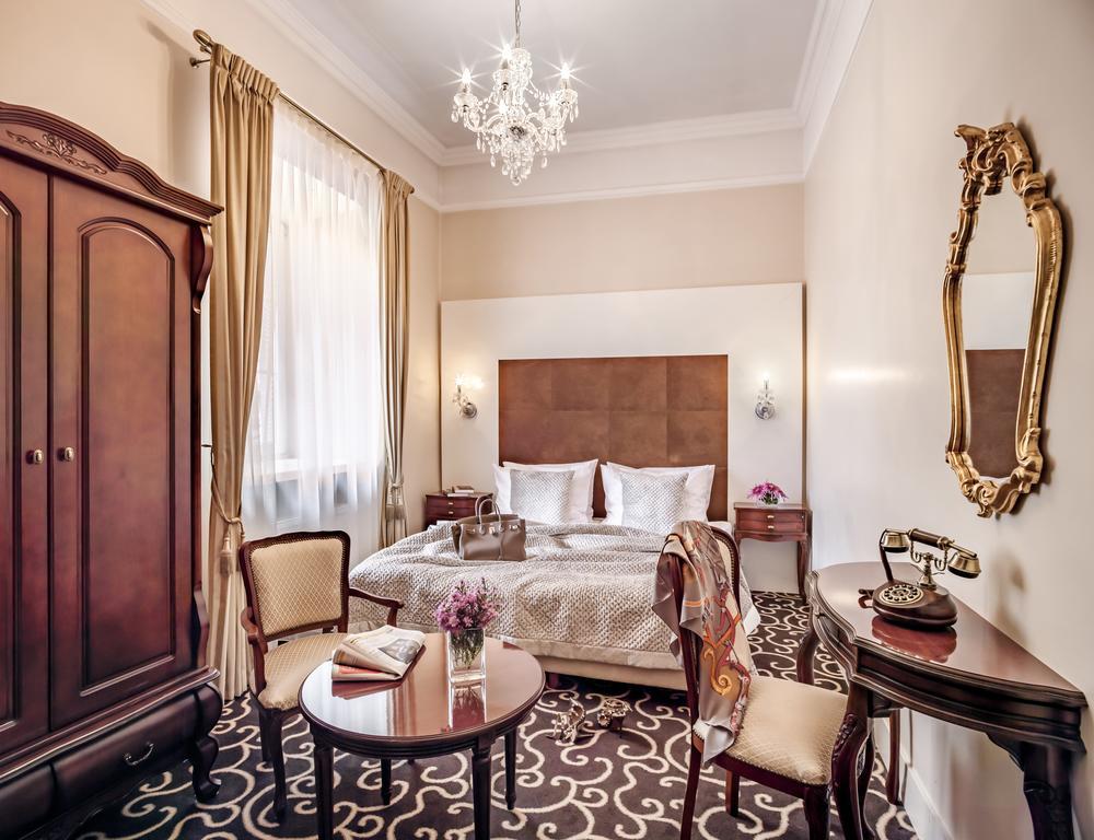 Palac Zegrzynski Zegrze Kamer foto