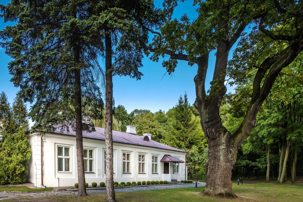 Palac Zegrzynski Zegrze Buitenkant foto