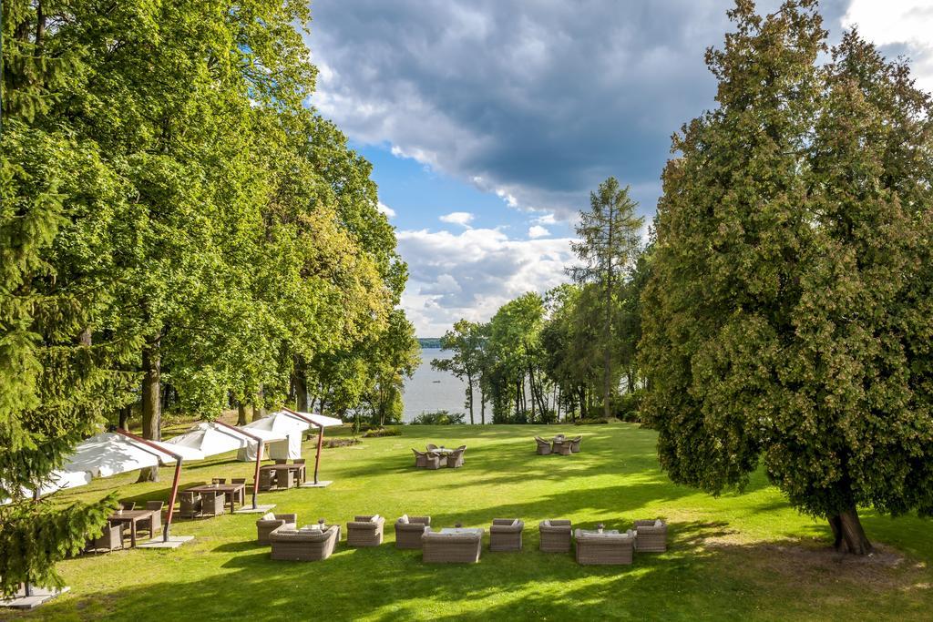Palac Zegrzynski Zegrze Buitenkant foto